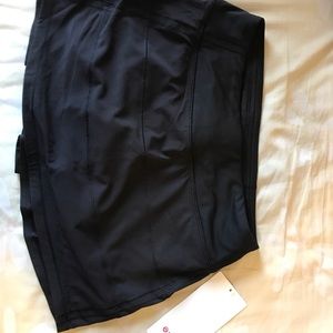 Lululemon Pace Rival Skirt - Size 4 Black BNWT
